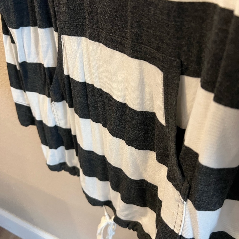 kensie sweater - Picture 3 of 7